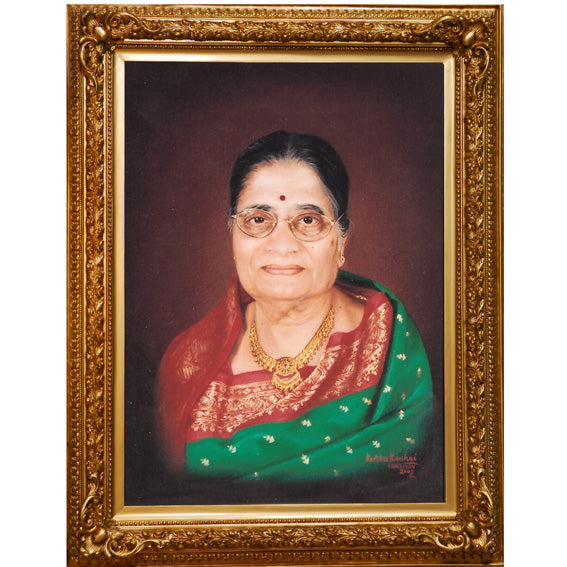 4D Smt. Kamla Advani 24X3010